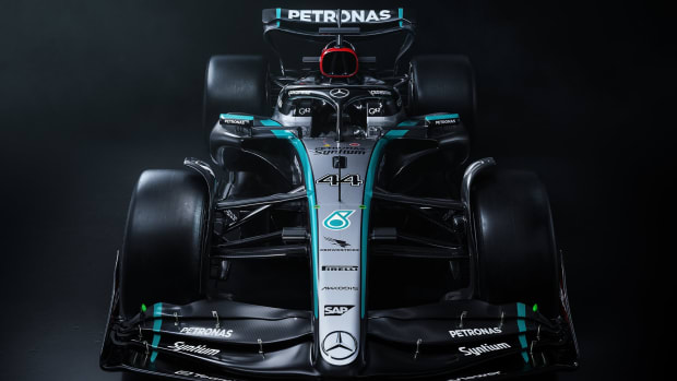 Mercedes W15